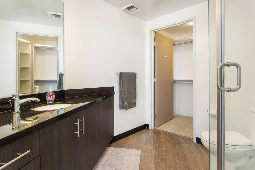 Lovely Upscale High Rise Private Parking & Pool Los Angeles Exterior foto