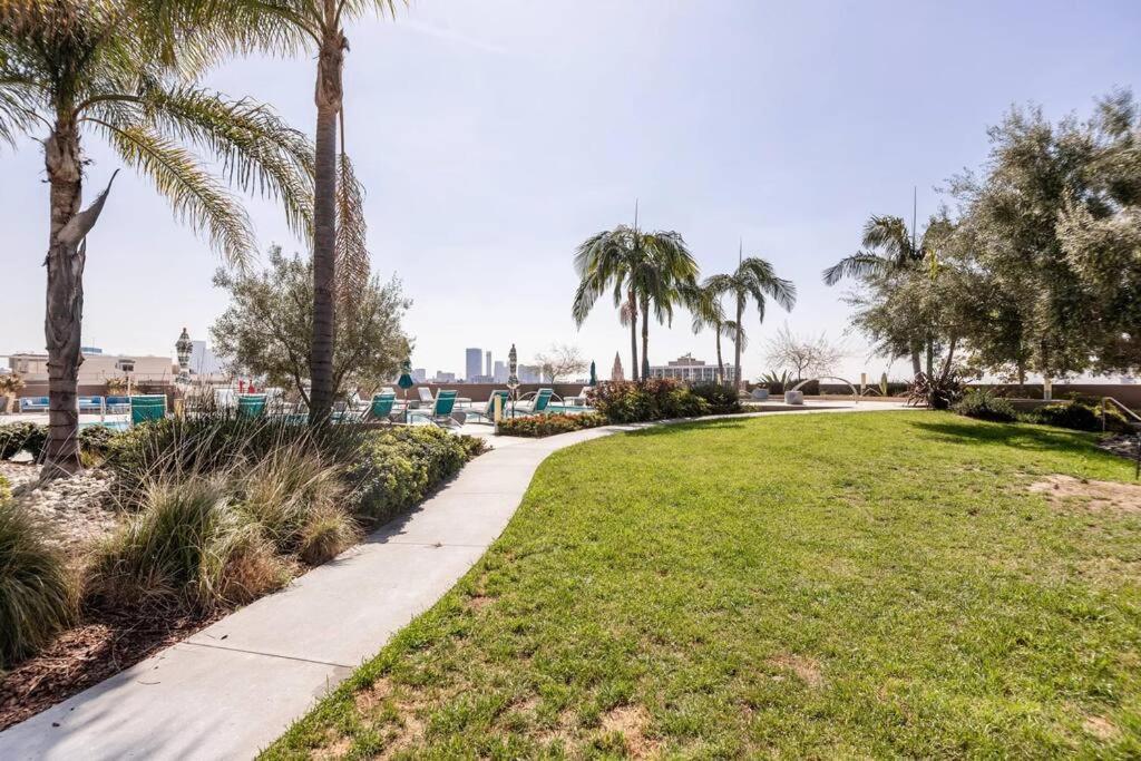 Lovely Upscale High Rise Private Parking & Pool Los Angeles Exterior foto