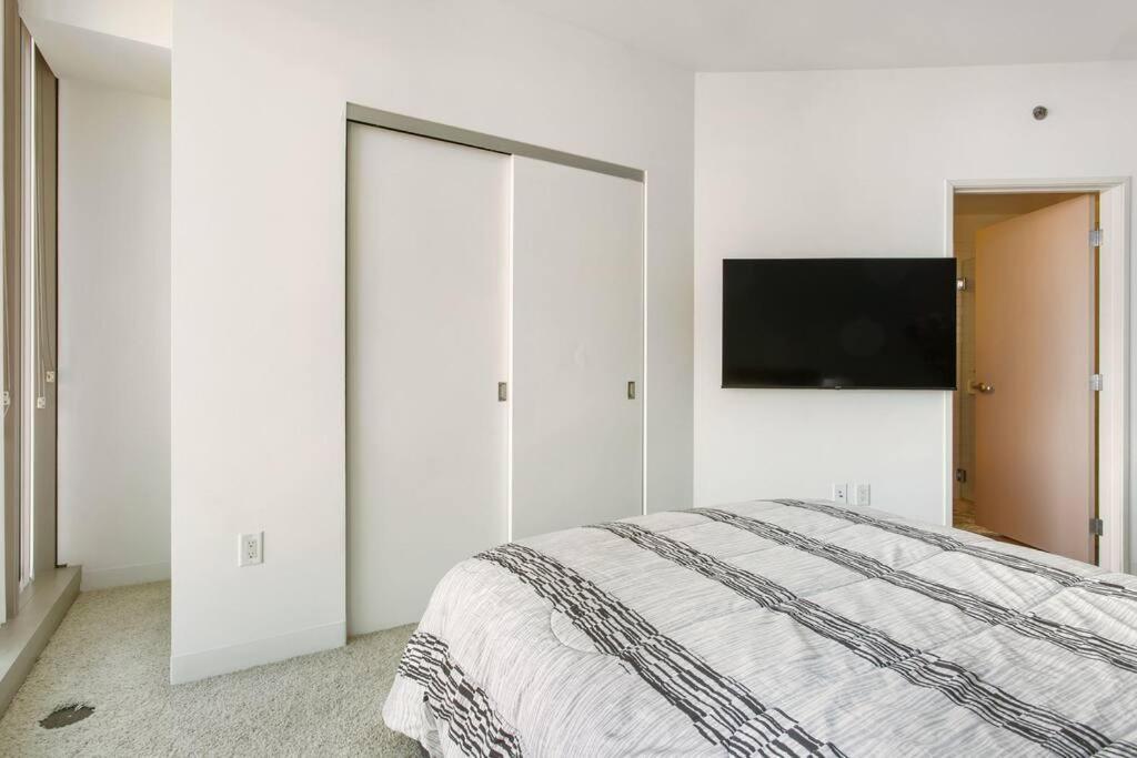 Lovely Upscale High Rise Private Parking & Pool Los Angeles Exterior foto