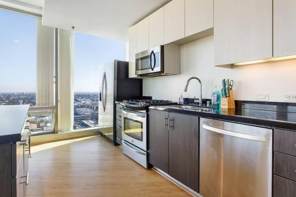Lovely Upscale High Rise Private Parking & Pool Los Angeles Exterior foto